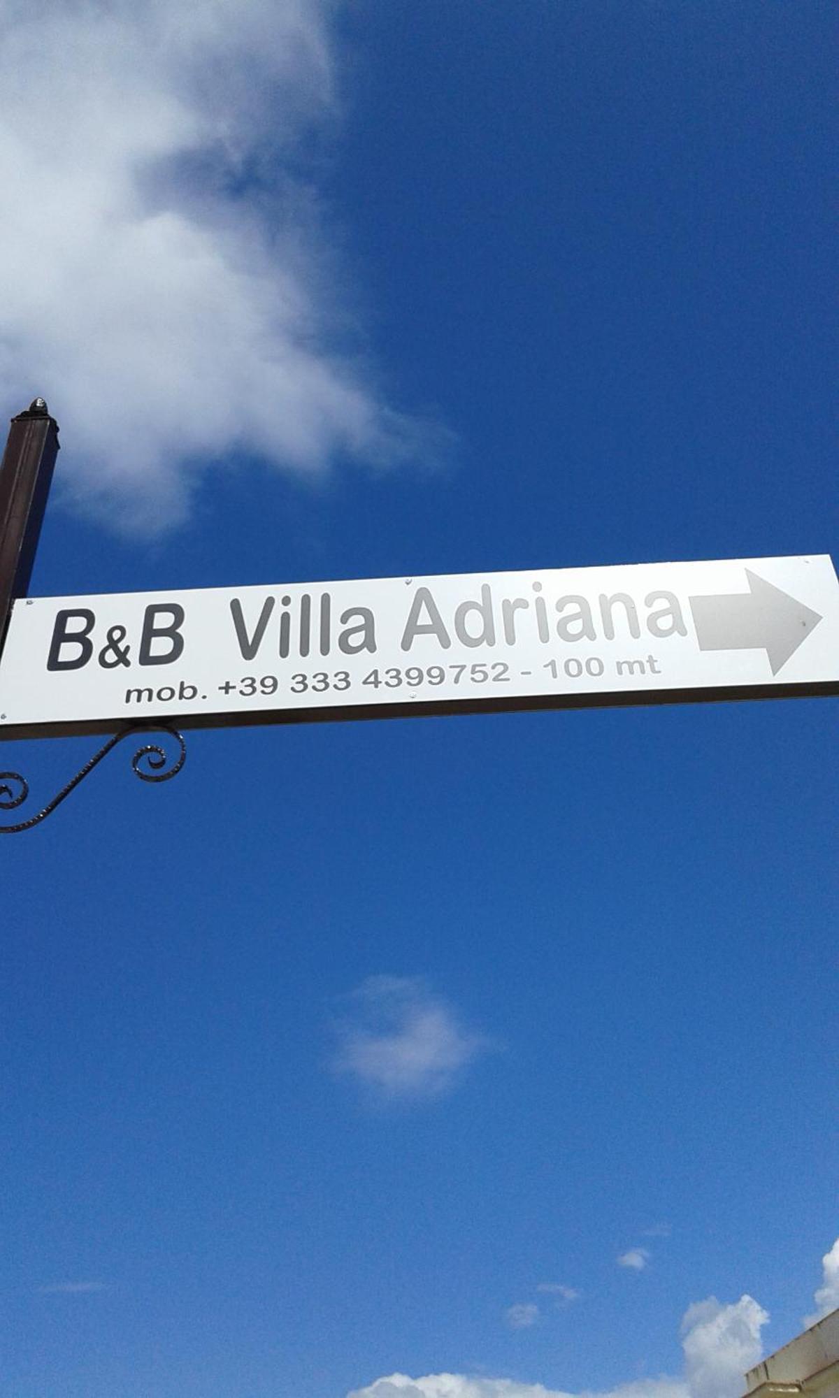 B&B Villa Adriana Сан-Леоне Экстерьер фото